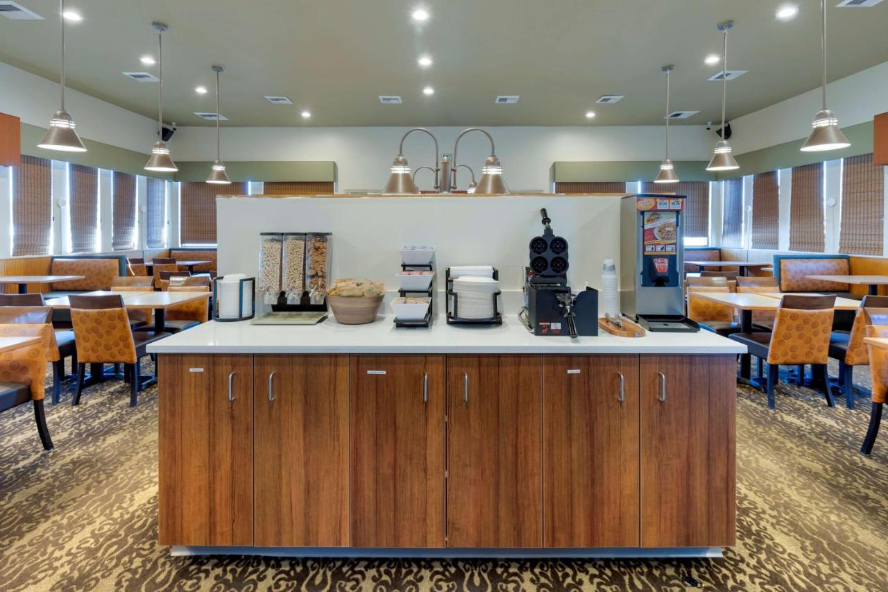 Best Western King Salmon Inn ソルドトナ エクステリア 写真