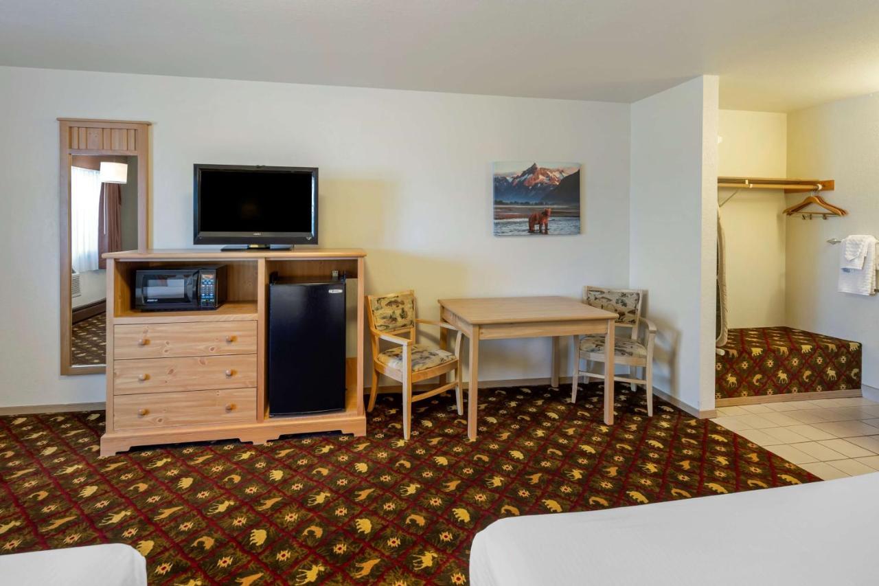 Best Western King Salmon Inn ソルドトナ エクステリア 写真